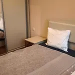 아파트 One Bedroom 4 - Restaurant Stadium 플로브디프