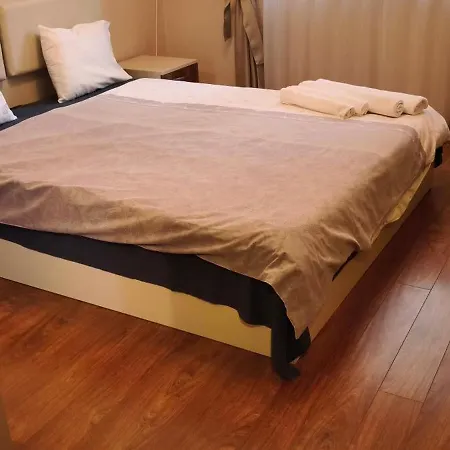 One Bedroom 4 - Restaurant Stadium